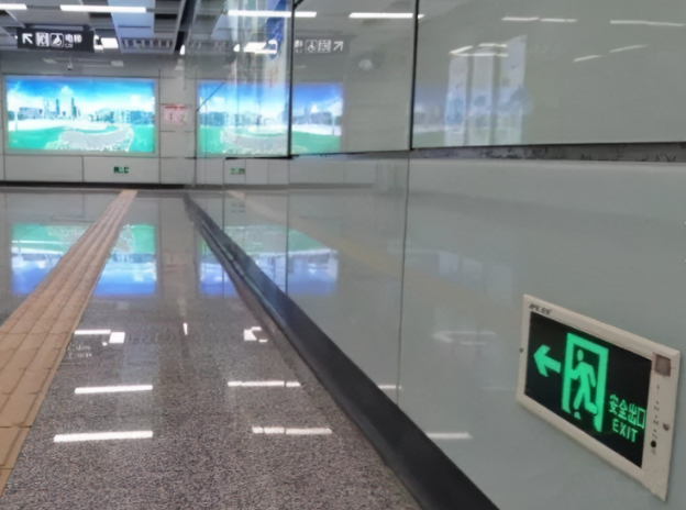 消防應急照明和疏散指示系統線路敷設:安全生命線的關鍵保障